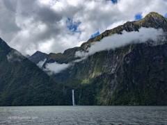 Milford_Sound_Waterfall_4x3