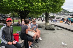 Doesn't Hale look thrilled to be having lunch at the shopping area?